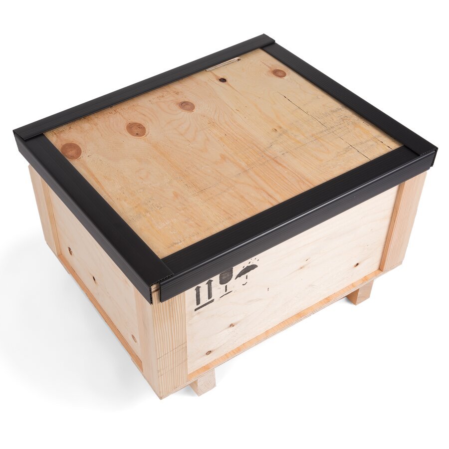 Beim Sichern mit Umreifungsband verhindern die Kantenschutzleisten Druckstellen und Einschneiden