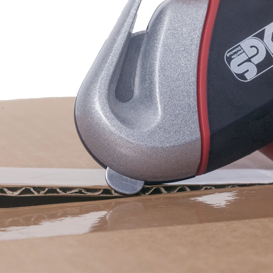 Mit dem zus�tzlichen Metalleinsatz lassen sich Paket-Klebeb�nder leicht aufschlitzen