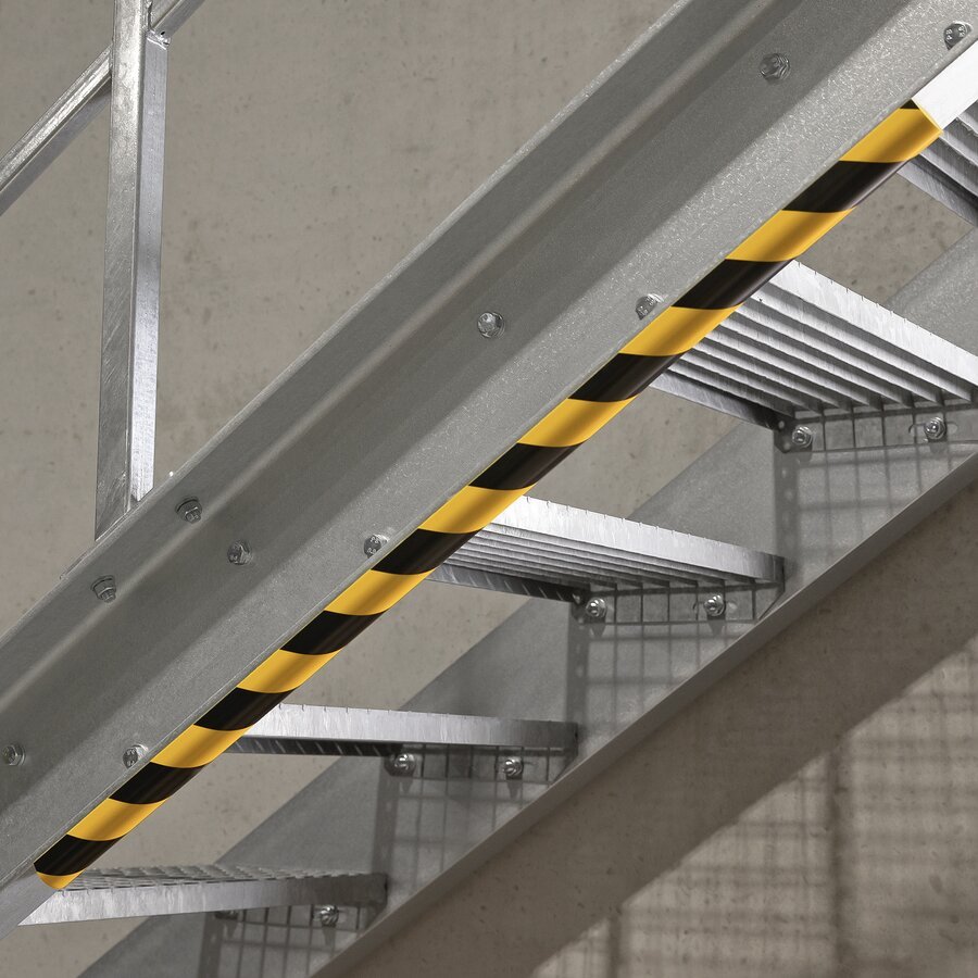 zum Vorbeugen von Stoverletzungen im Produktionsbereich