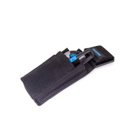 Mit dieser Gürteltasche sind die Schneidwerkzeuge sicher aufgehoben.