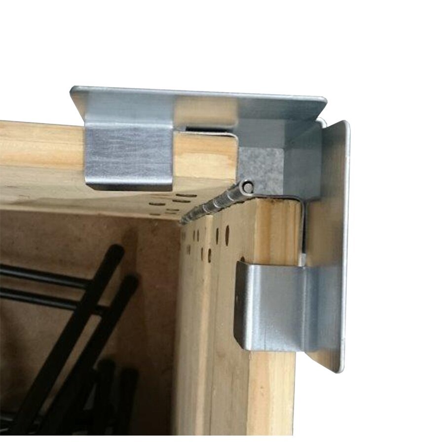 Mit 4 Stapelecken je Holzaufsatzrahmen sind mehrere Paletten übereinander stapelbar Mit 4 Stapelecken je Holzaufsatzrahmen sind mehrere Paletten übereinander stapelbar