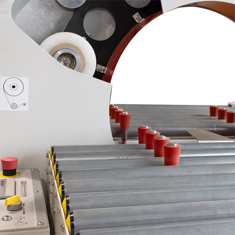 Mit Bedienpanel direkt am Rollband fr einen guten berblick