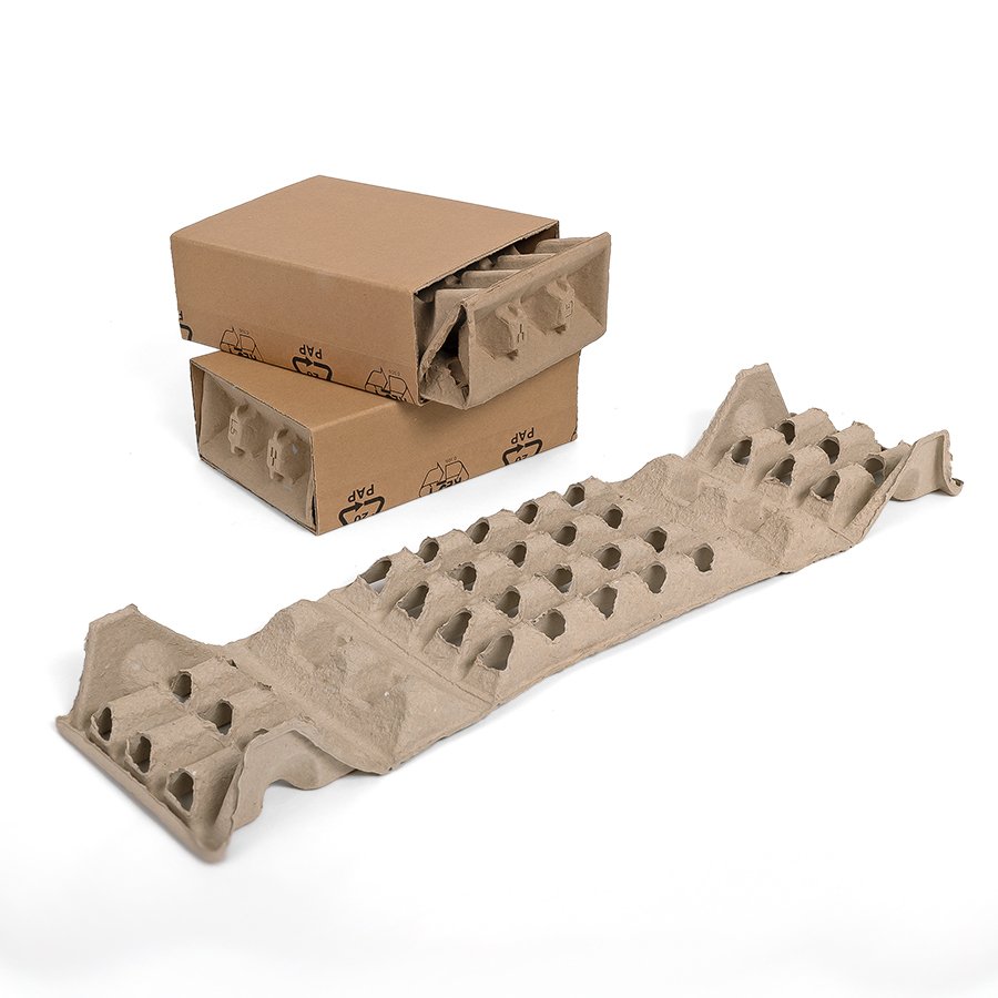 Das Innenteil aus Faserguss wird einfach in den Umkarton geschoben und verklebt