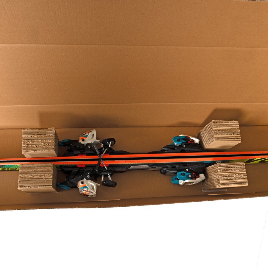 Wellpapp-Profile fixieren l�ngliche Produkte w�hrend des Transports