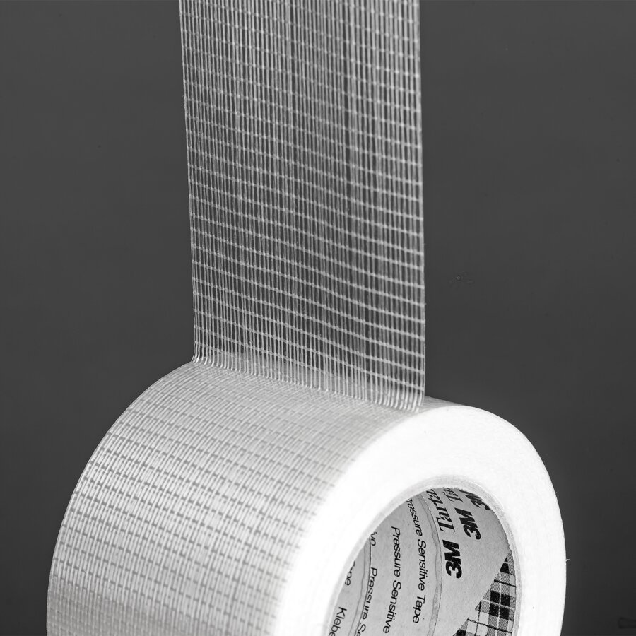 Das Band ist offiziell zugelassen zur Verklebung von Gefahrgut-Kartons Das Band ist offiziell zugelassen zur Verklebung von Gefahrgut-Kartons