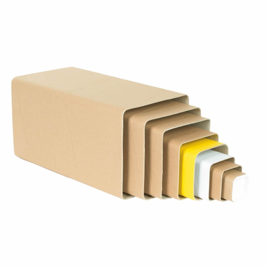 Die stabile Vollpapp-Verpackung ist in unterschiedlichen Abmessungen lieferbar