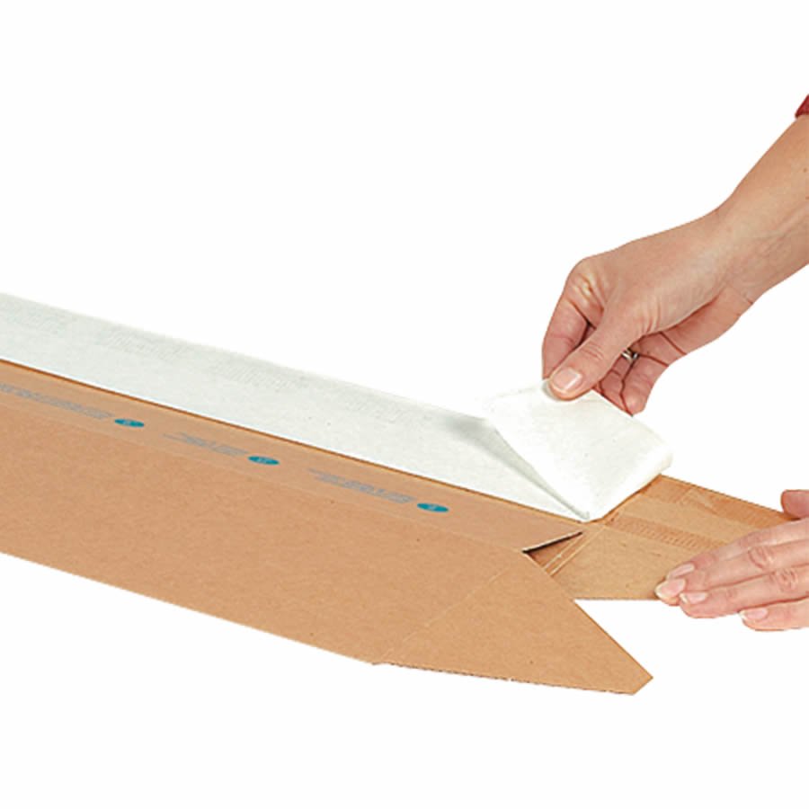 Flach angeliefert und dank des praktischen Klebestreifens...