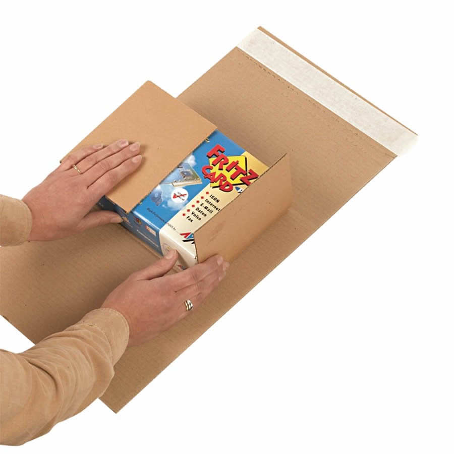 ... Packgut einlegen und die Innenklappen umschlagen... ... Packgut einlegen und die Innenklappen umschlagen...