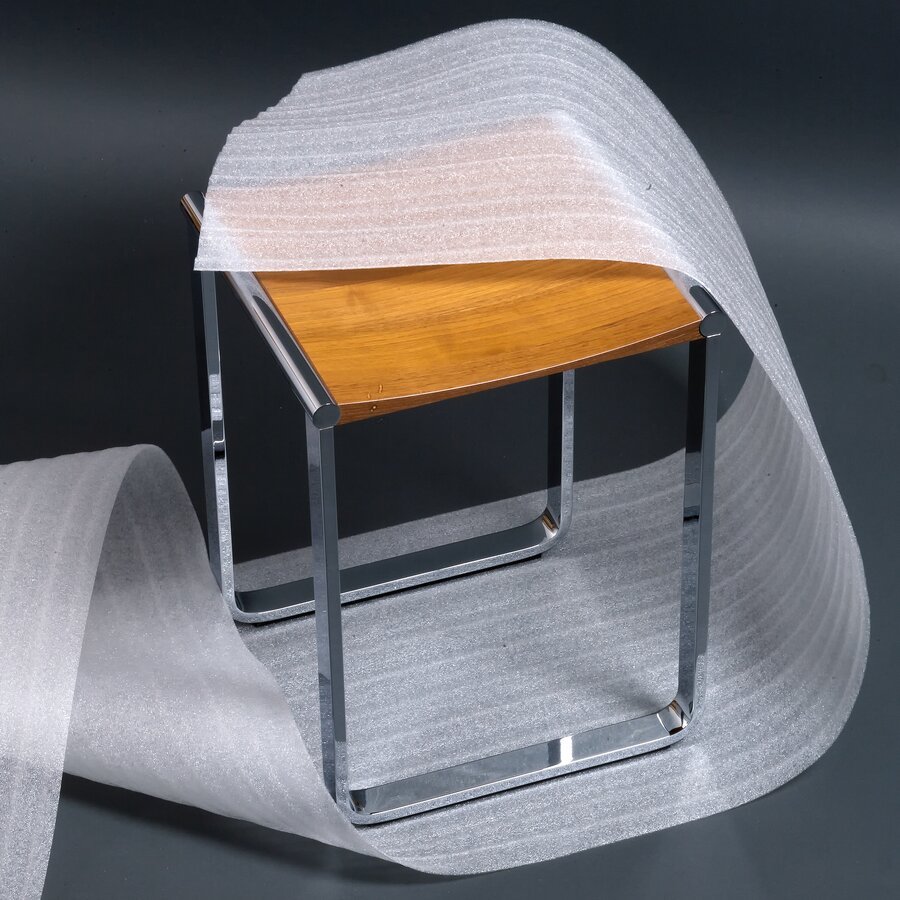 Schaumfolie ist kratz- und scheuerfest und eignet sich ideal für empfindliche Oberflächen Schaumfolie ist kratz- und scheuerfest und eignet sich ideal für empfindliche Oberflächen